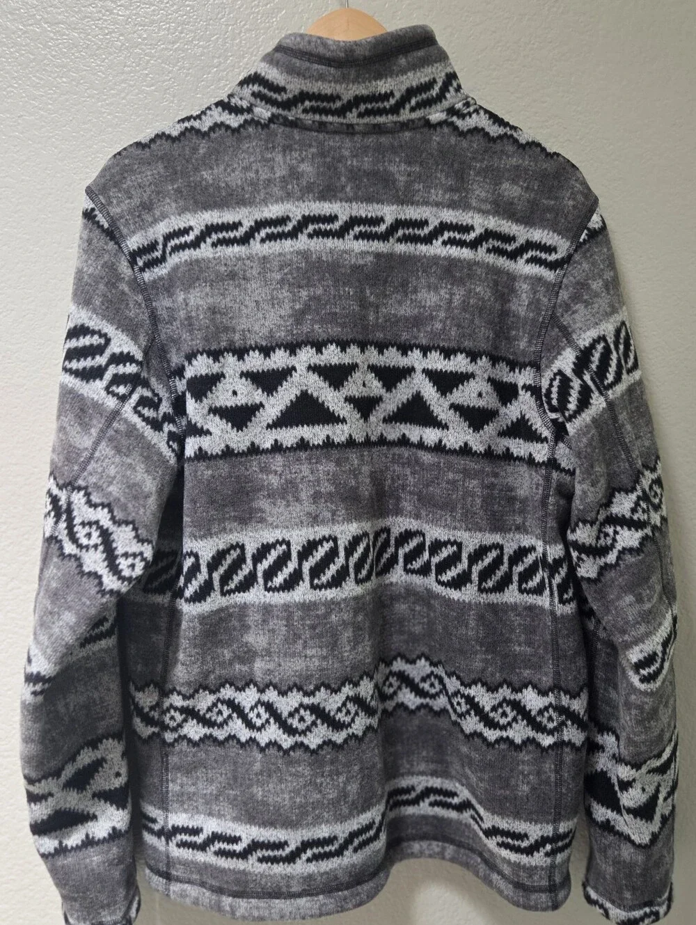The North Face Patterned Fleece Pullover L Gray Southwestern Aztec Gorpcore